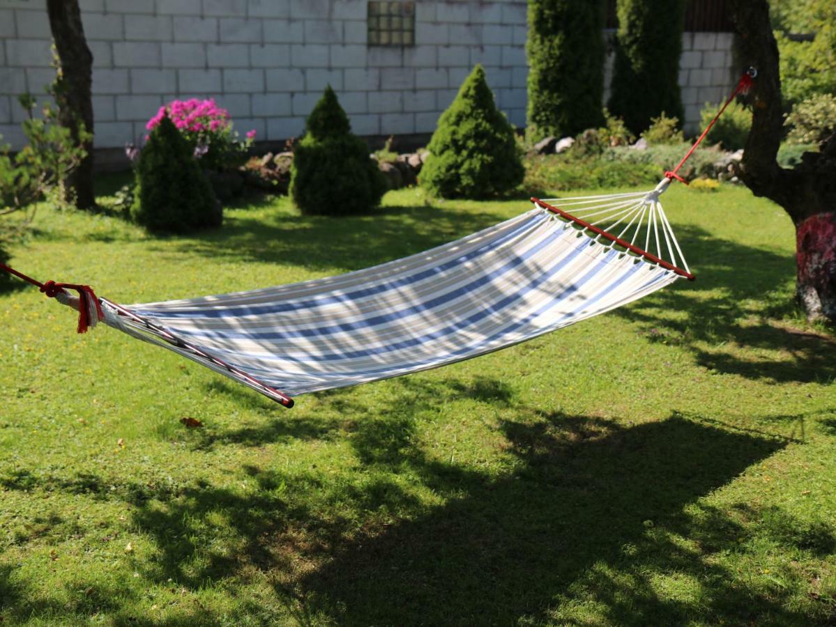 Cozy Summer House With Free Parking Near City Center & Beach Kuressaare Kültér fotó