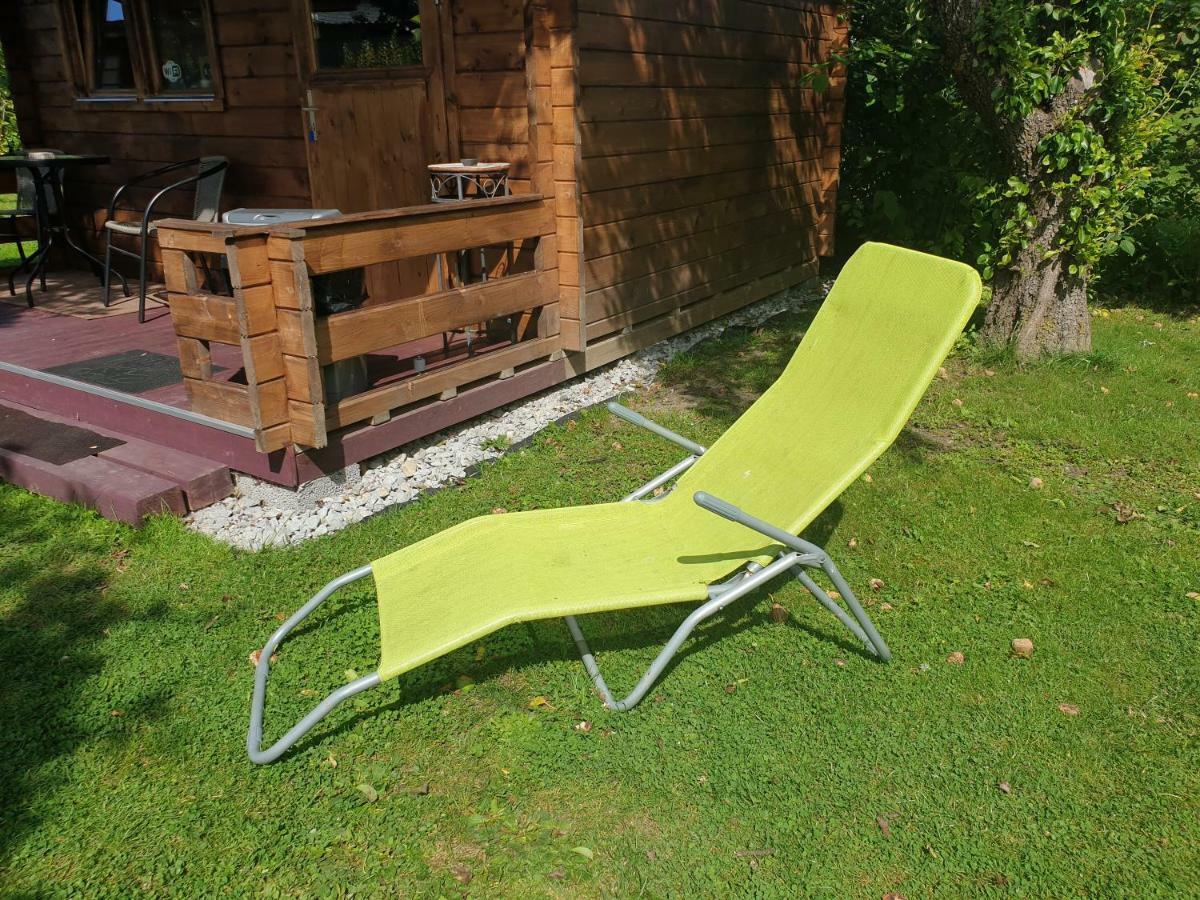 Cozy Summer House With Free Parking Near City Center & Beach Kuressaare Kültér fotó