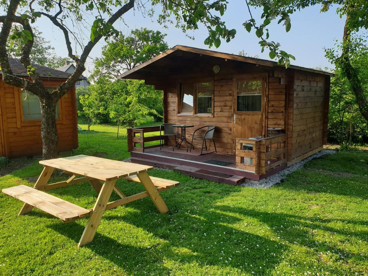 Cozy Summer House With Free Parking Near City Center & Beach Kuressaare Kültér fotó