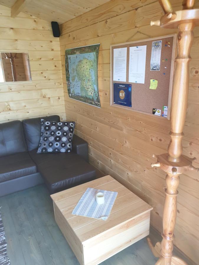 Cozy Summer House With Free Parking Near City Center & Beach Kuressaare Kültér fotó
