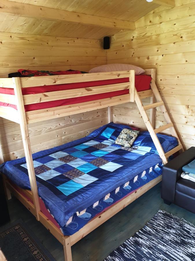 Cozy Summer House With Free Parking Near City Center & Beach Kuressaare Kültér fotó